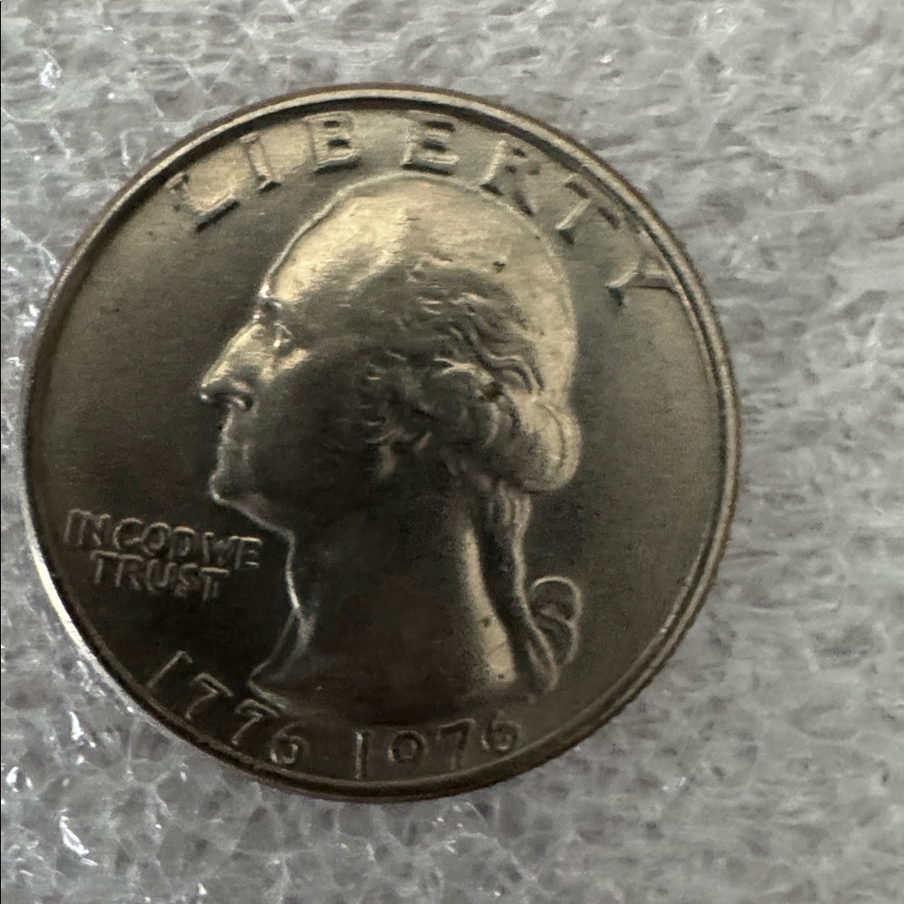 Set of Three Bicentennial Quarters - Picture 6 of 9